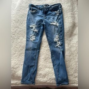 Woman’s American Eagle patched low rise next level stretch jegging size 14S